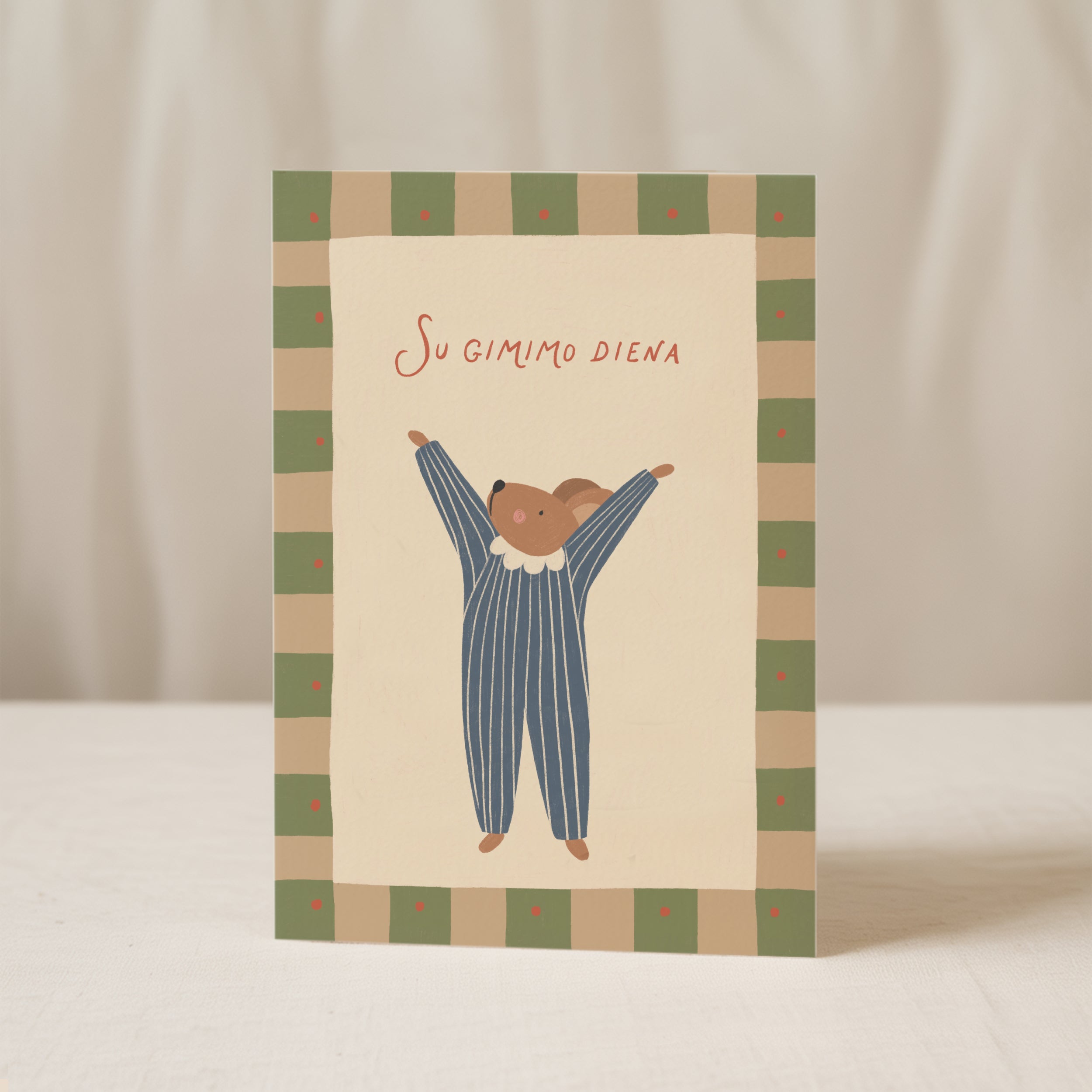 Birthday greeting card featuring a cute mouse with raised arms holding a “Su gimimo diena” sign, whimsical and cheerful birthday card design.